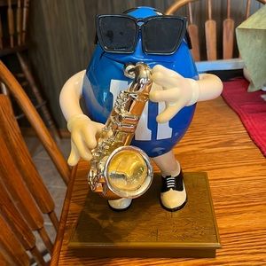 M&M VINTAGE CANDY DISPENSER